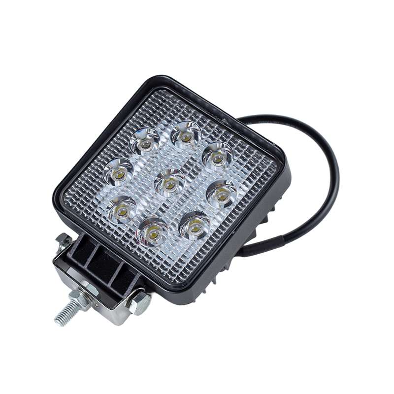 IP67 002 Raskaaseen käyttöön tarkoitettu 9-LED-neliötyövalo teollisuusajoneuvoihin